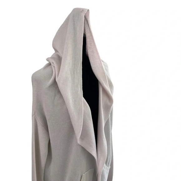 Lululemon Cabin Yogi Wrap Heathered White / Neutral Blush size 8 - Picture 9 of 11